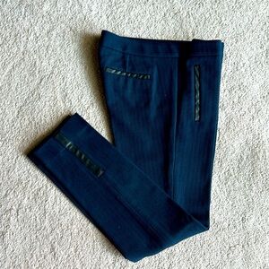 Banana Republic blue pants ( woman). Never used but no tag.